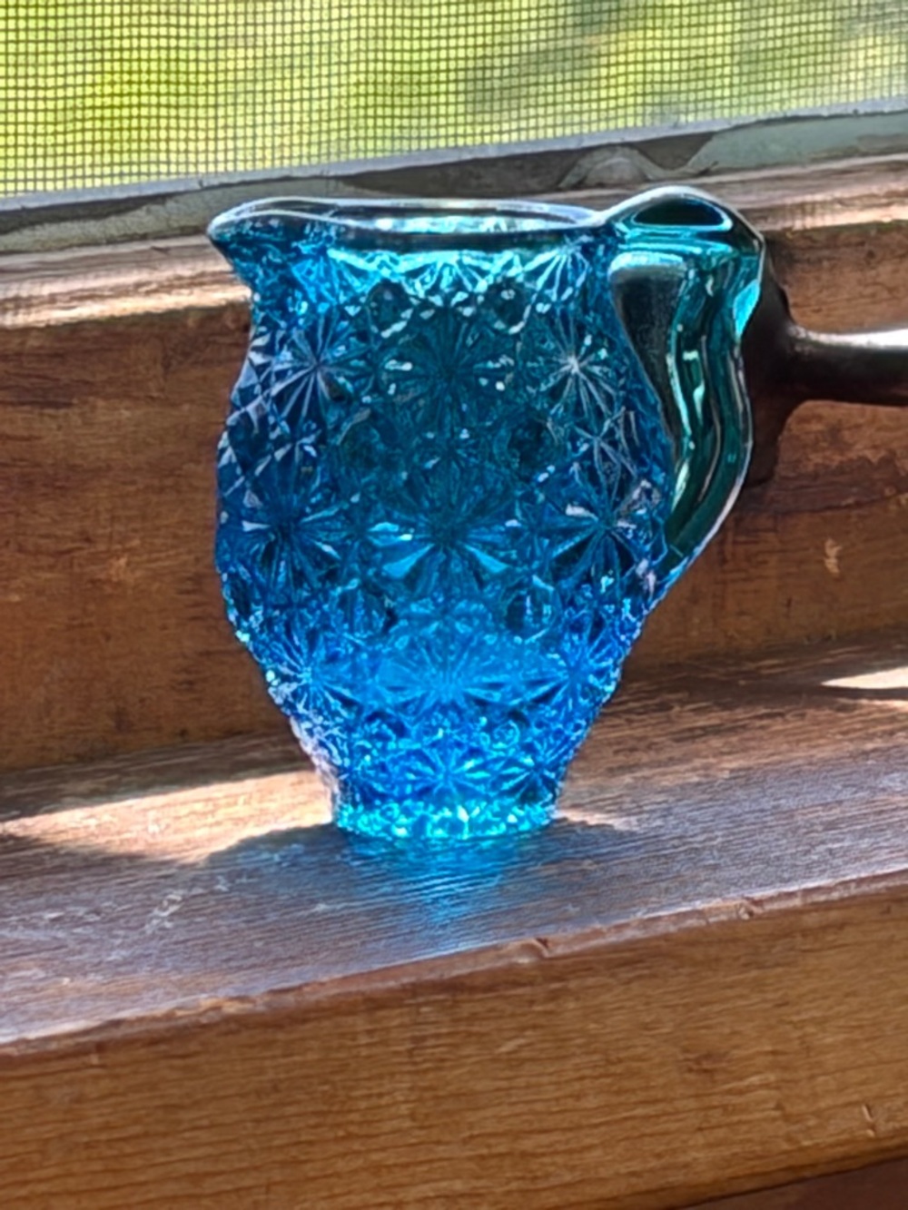 Vintage Teal Blue Pressed Glass Mini Pitcher Creamer Starburst Daisy Button 2.5” - Picture 3 of 5